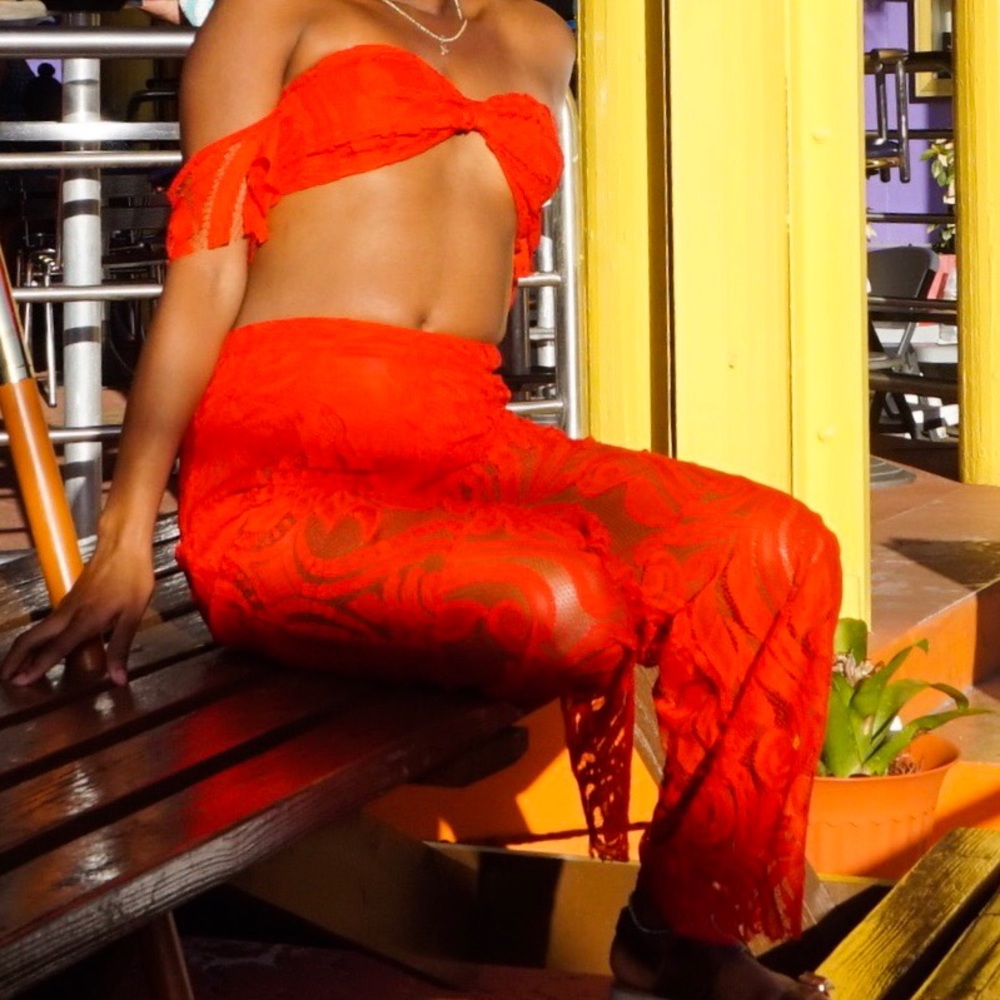 Red lace two piece pants set
